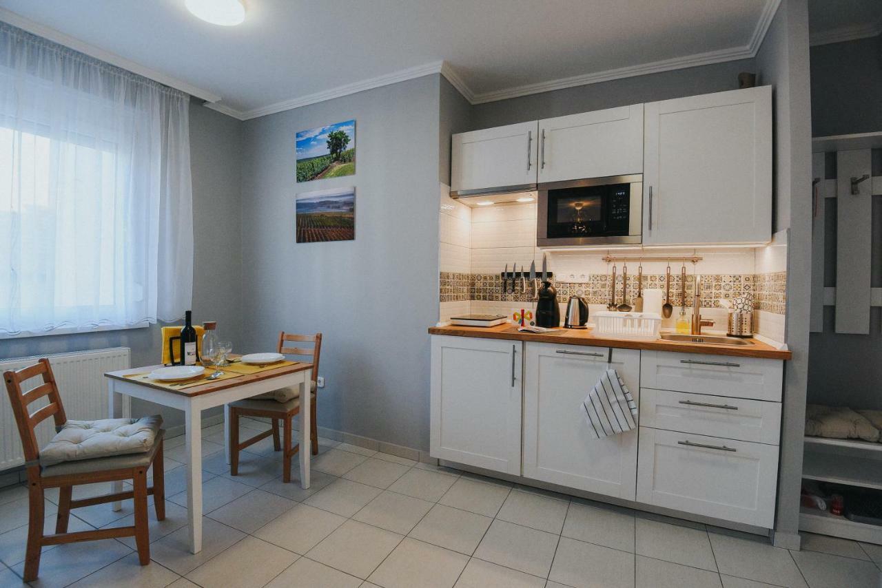 Vitalis Apartman 埃格尔 外观 照片